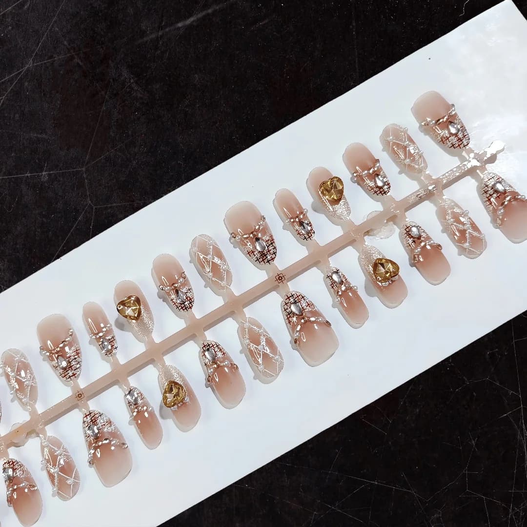 Faux Ongles Ovale Moyen Œil de Chat Paillettes Nacre 30 Pièces