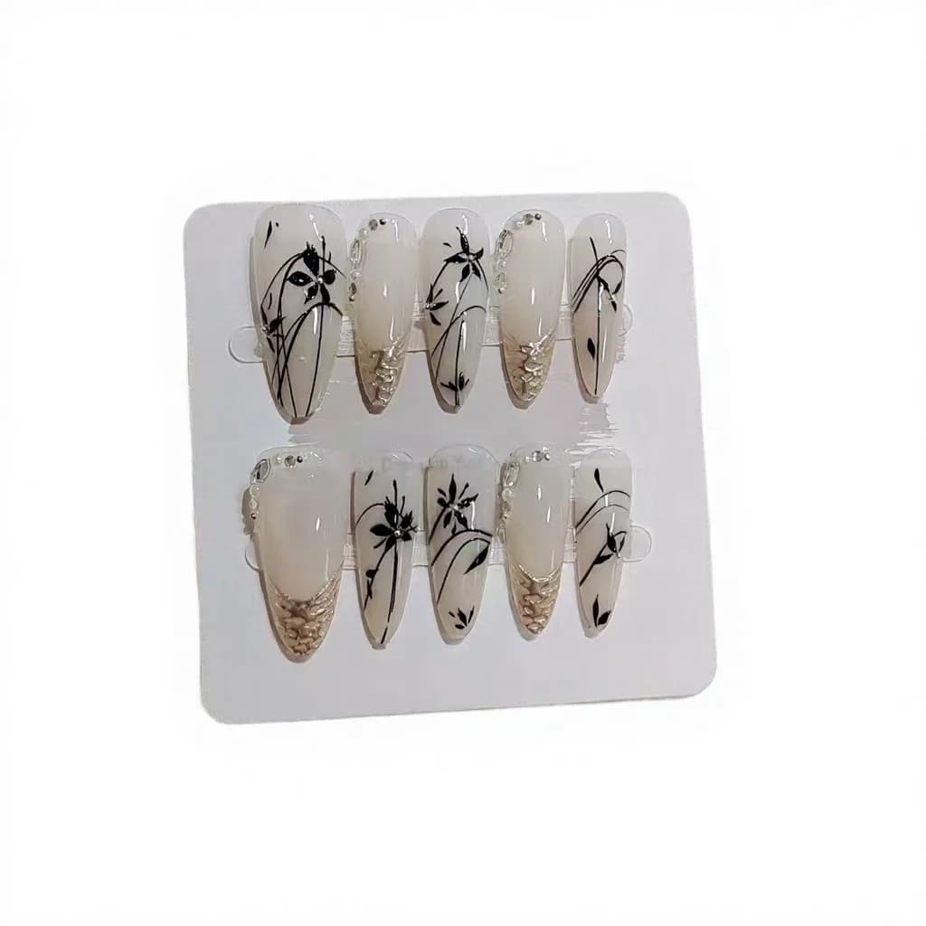 Faux Ongles à Presser Chrome Bambou, Forme Amande Longue, 10 Pièces