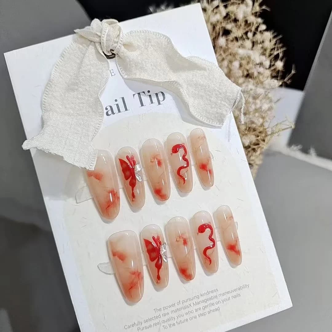 Faux Ongles Faits Main Design Papillon et Serpent Forme Longue Amande