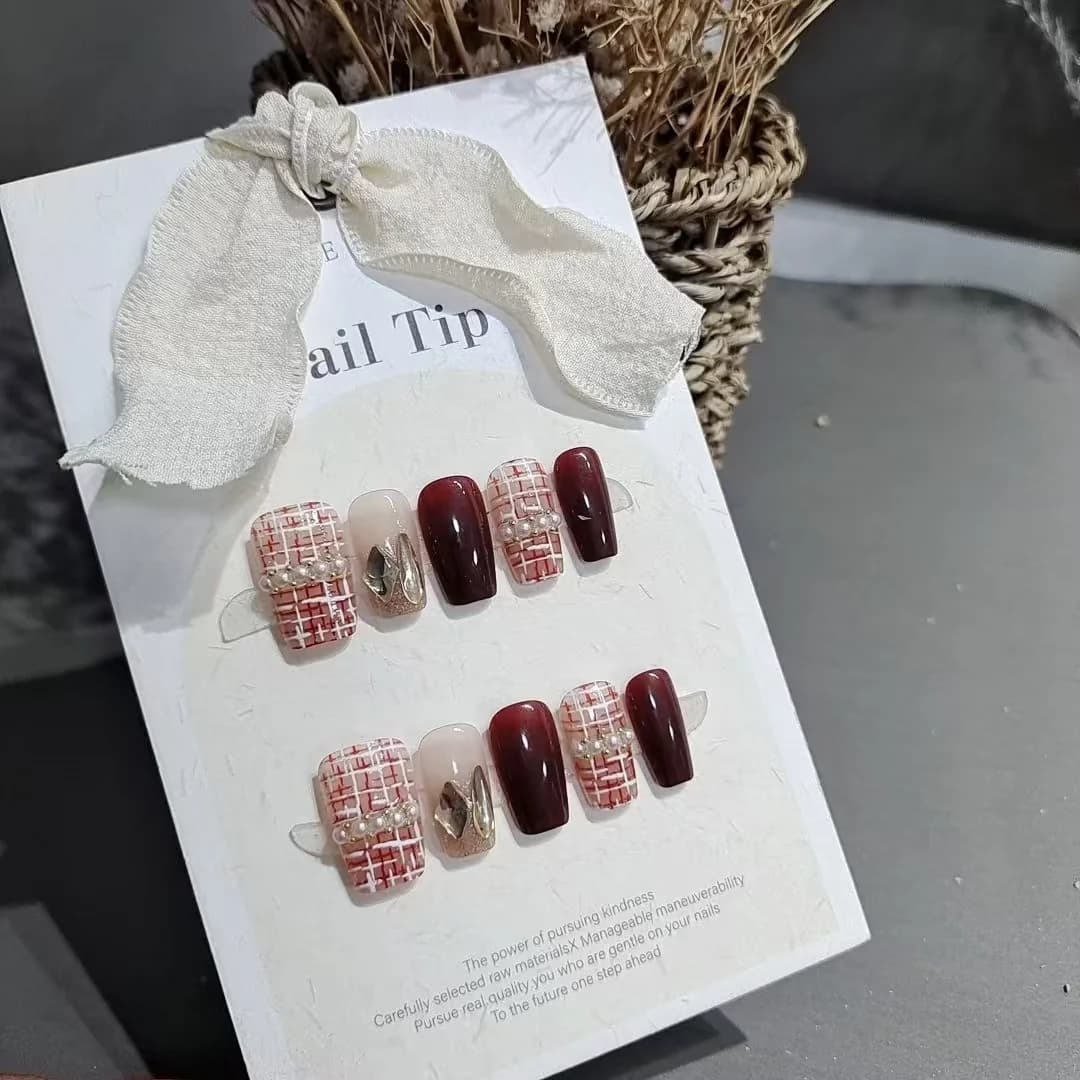 Faux Ongles Texturés Tweed Œil de Chat Paillettes Carrés Courts