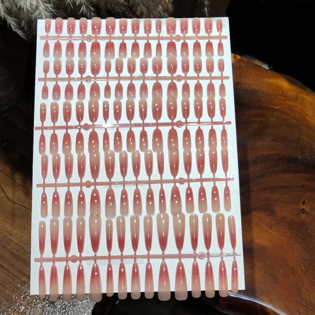 Lot de Faux Ongles Courts Moyens Longs Forme Ovale Stiletto 30 Pièces