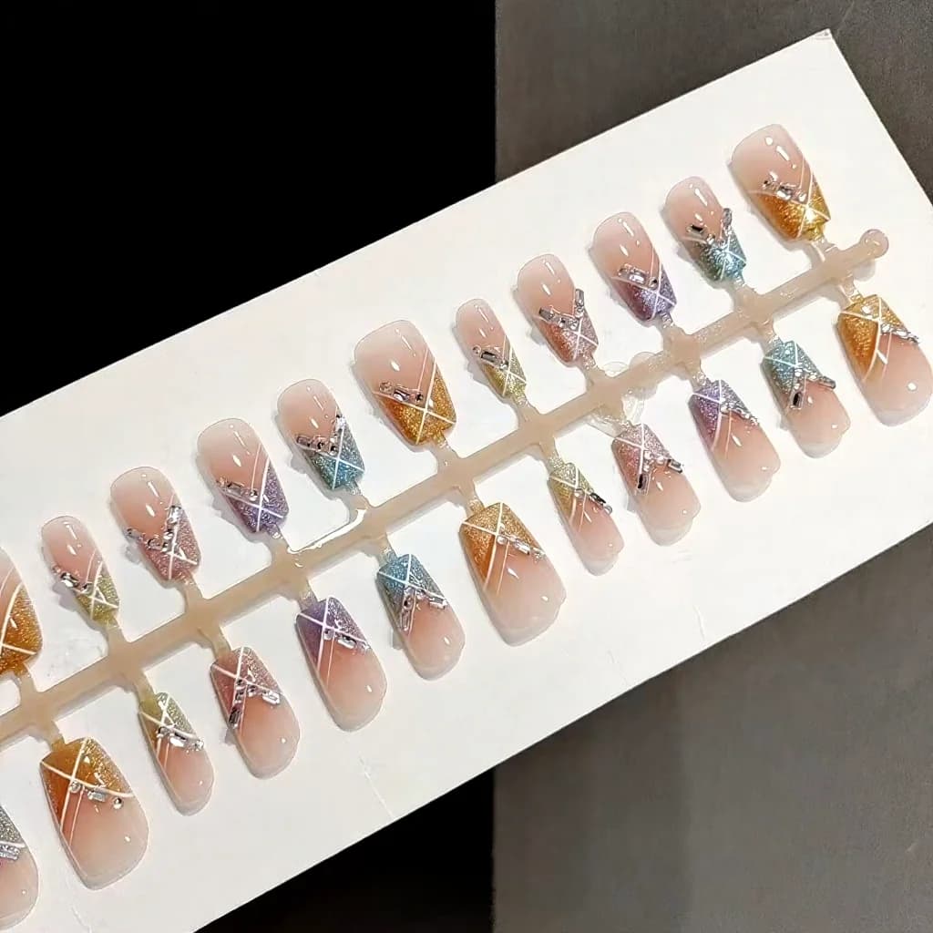 Faux Ongles Candy Party Courts Carrés Arc-en-ciel Œil de Chat Strass