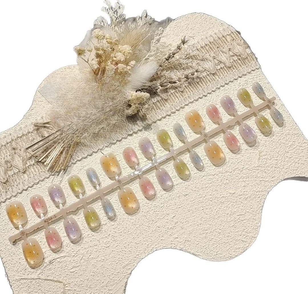 Faux Ongles Courts Forme Ballerine, Motif Œil de Chat et Pois