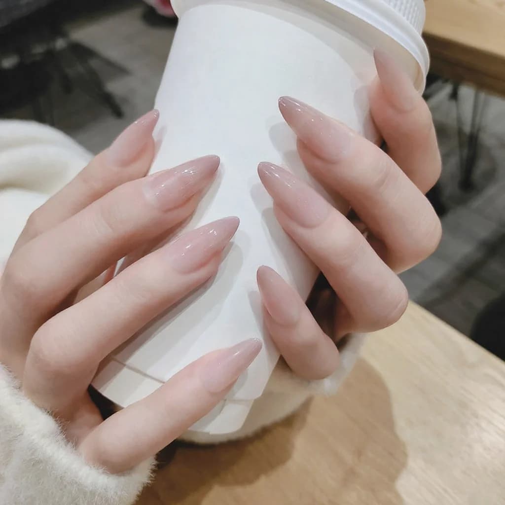 Faux ongles longs à effet dégradé