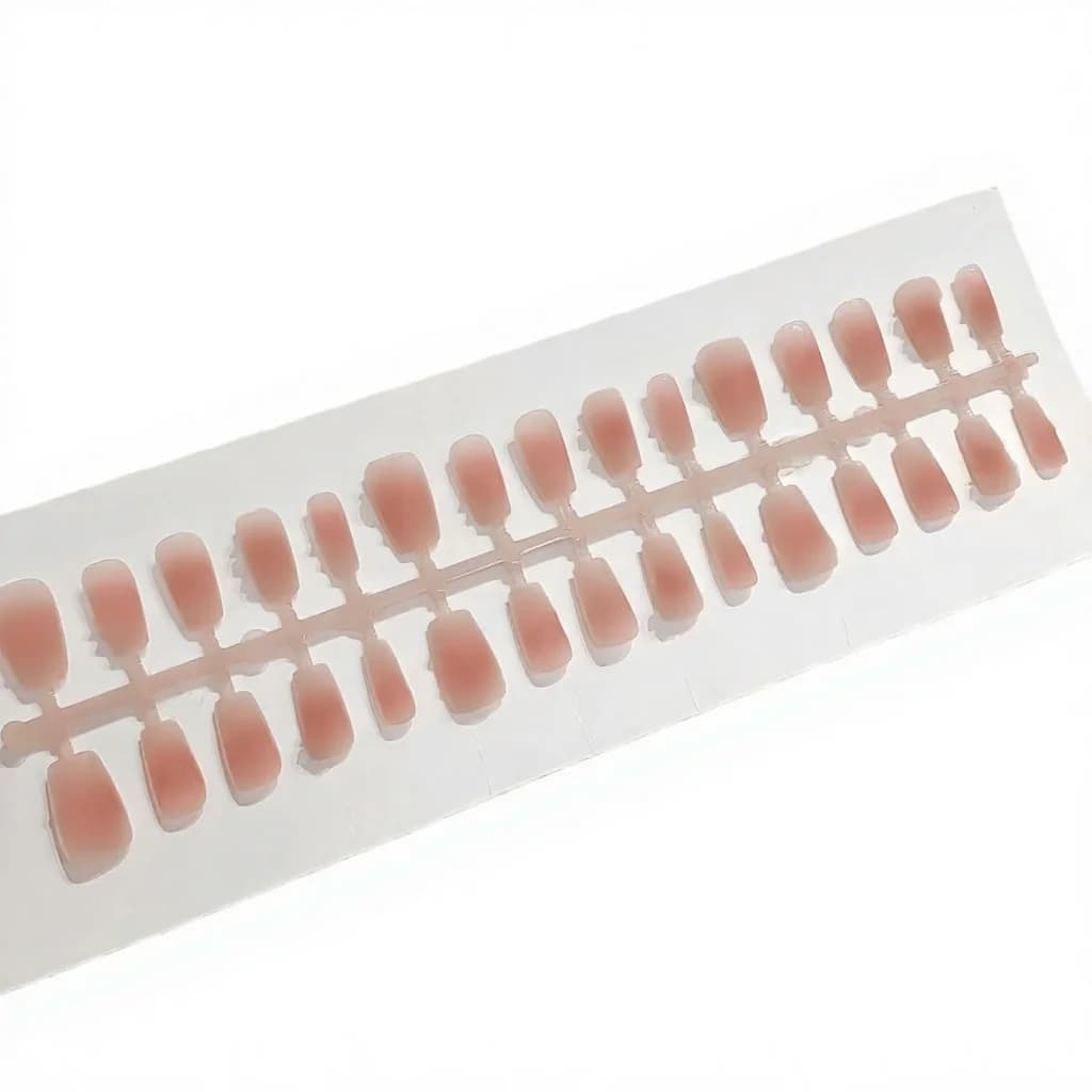 Set de Manucure Faux Ongles Camélia Doré Design Floral Style Doux