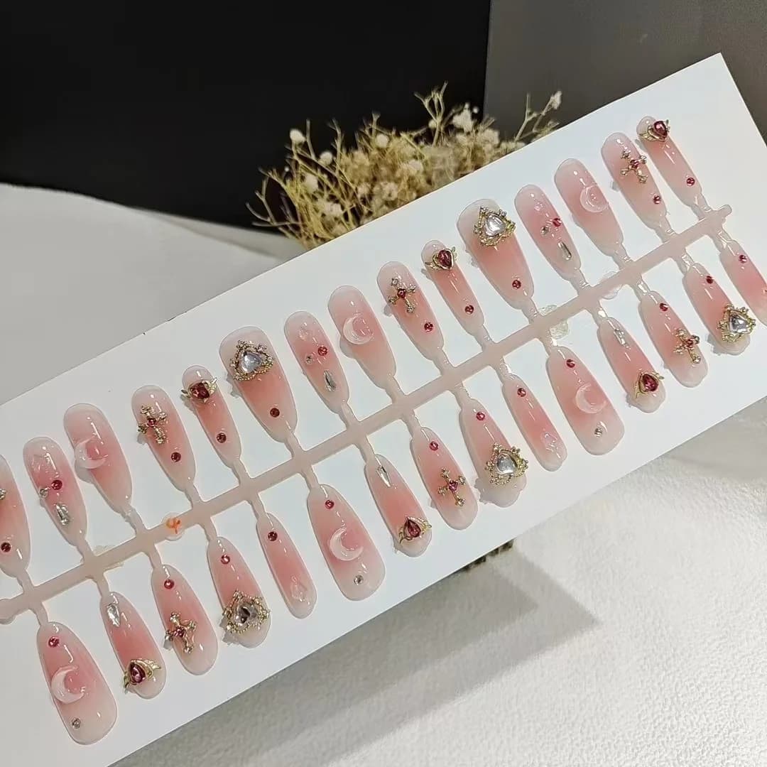 Faux ongles stilettos longs avec strass - 30 pièces
