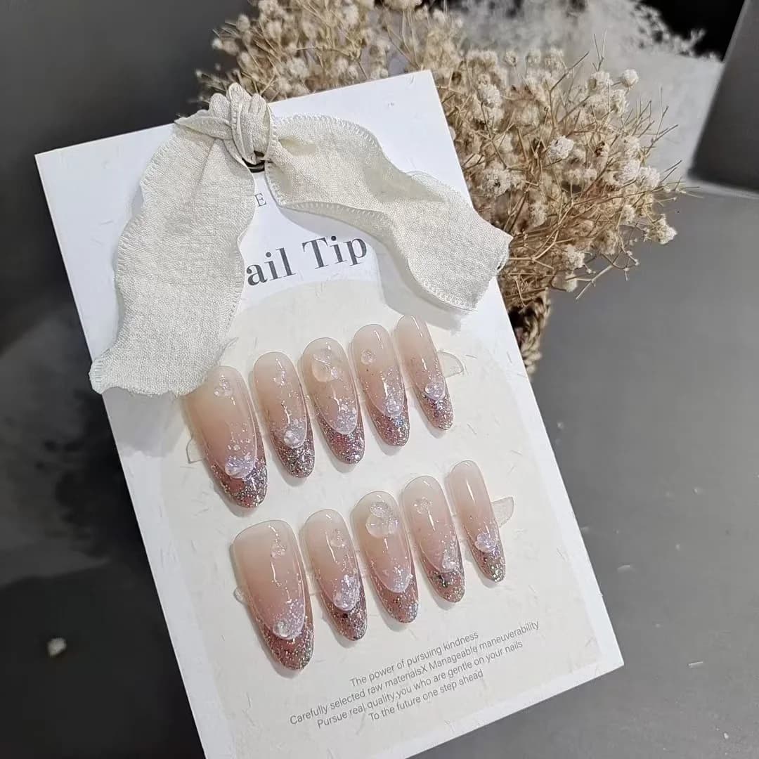 Faux ongles ovales longs réutilisables halo pailleté