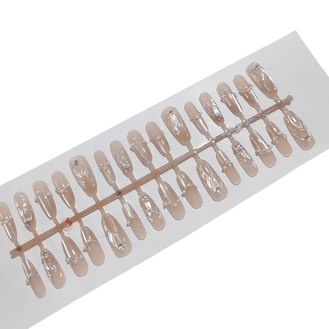 Faux ongles œil de chat sirène forme ovale longue 30 pièces