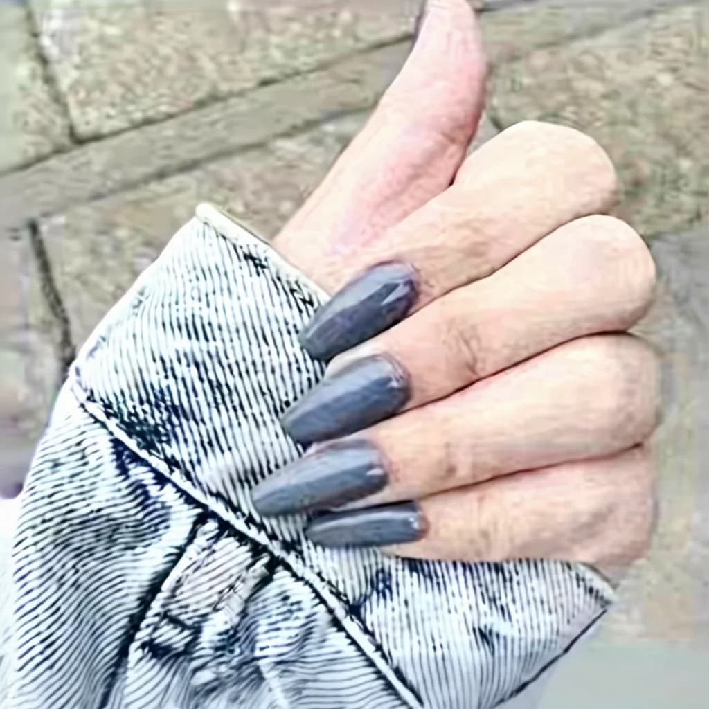 Faux ongles trapézoïdaux brillants, couleur unie, longueur courte, boîte de 24 pièces
