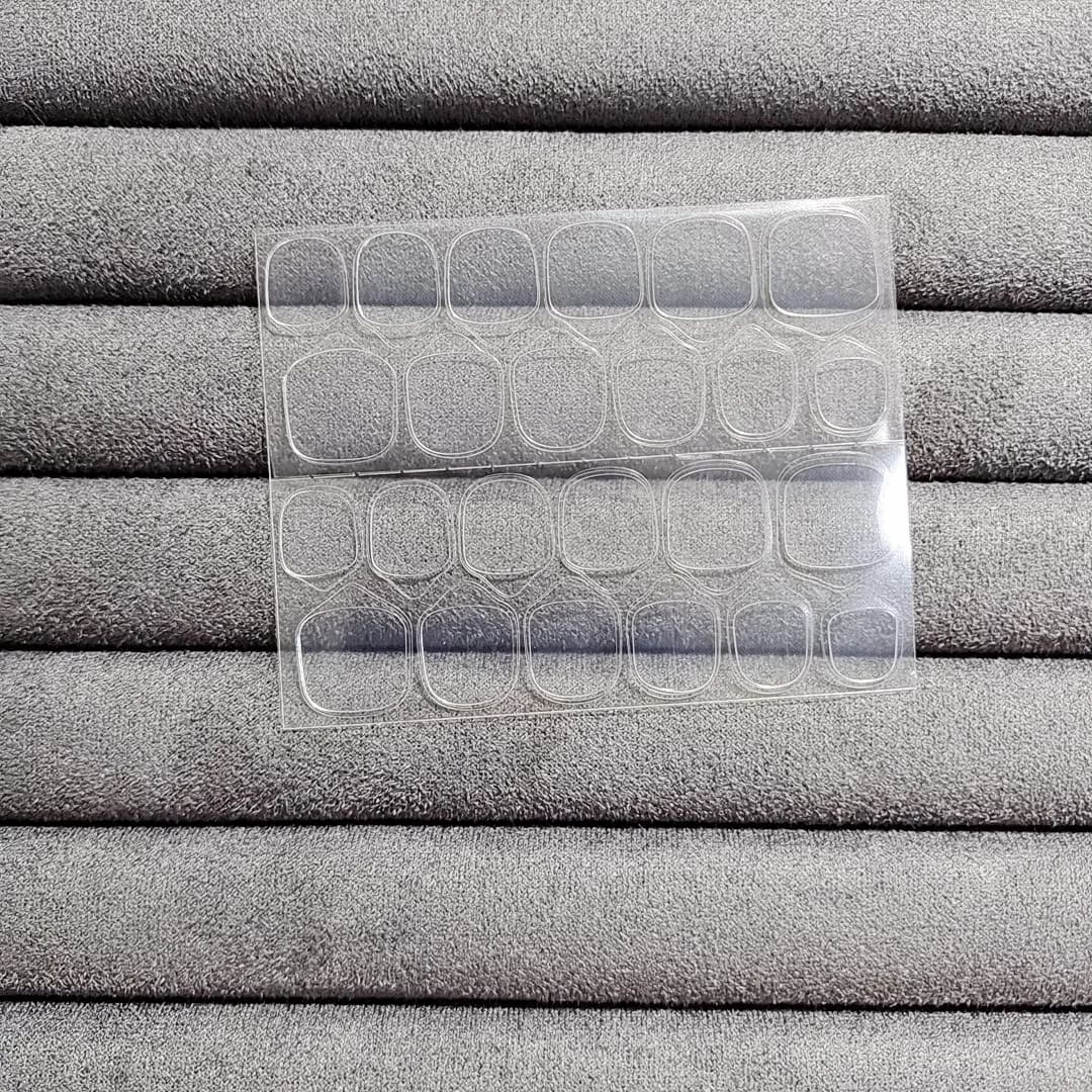 Onglets adhésifs doubles faces réutilisables pour ongles à enfiler