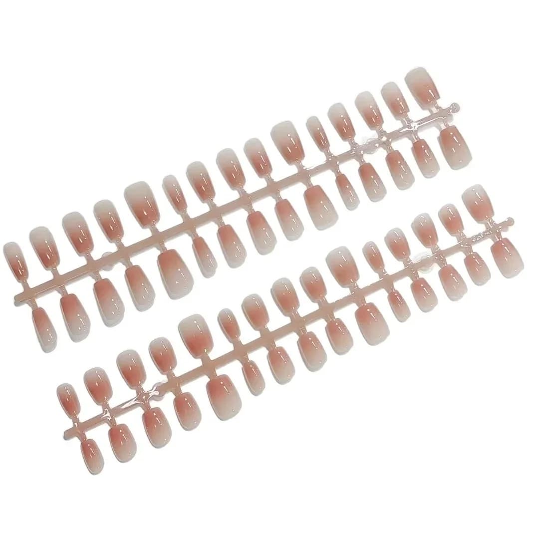 Faux ongles roses courts forme cercueil 30 pièces réutilisables