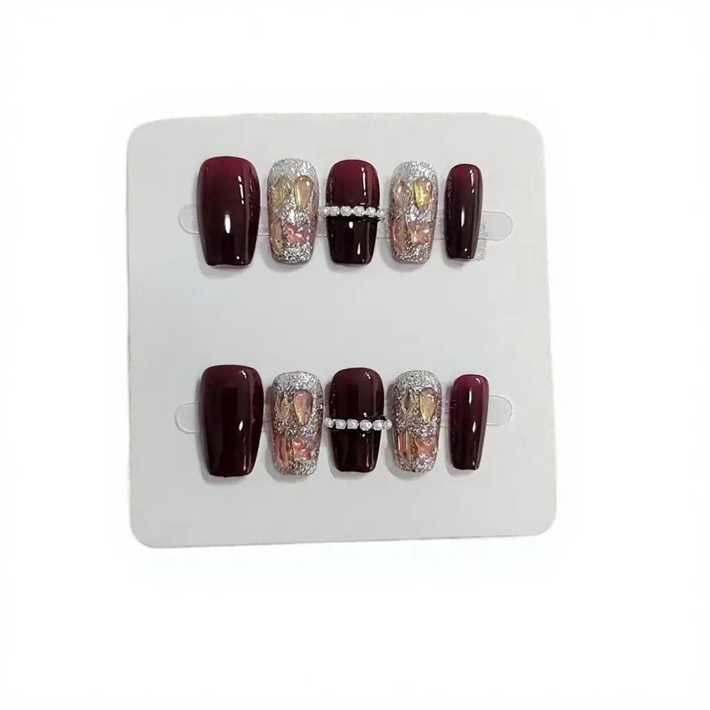 Faux Ongles Ciel Étoilé Rouge avec Strass Chaîne, Forme Coffin Court