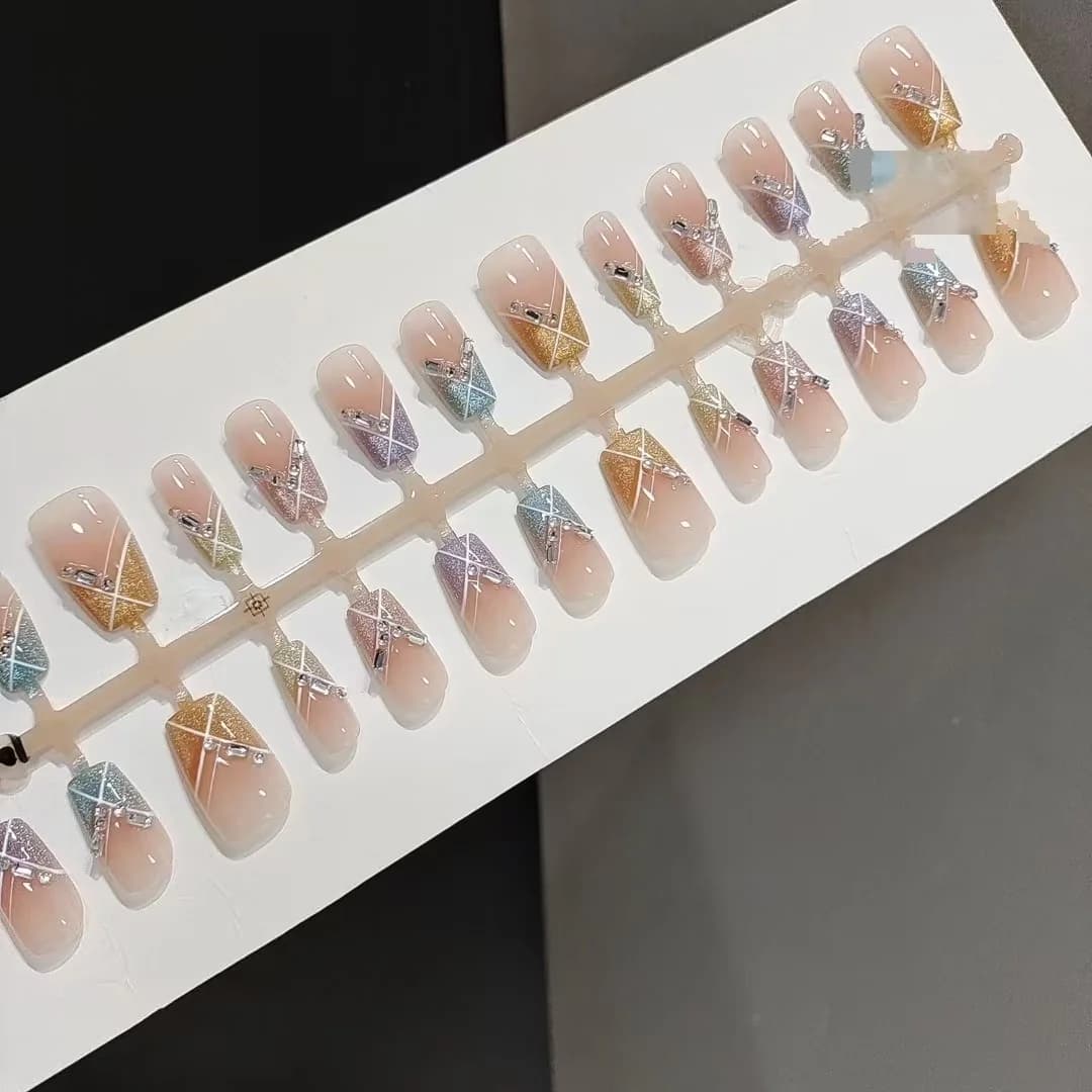 Faux Ongles Candy Party Courts Carrés Arc-en-ciel Œil de Chat Strass