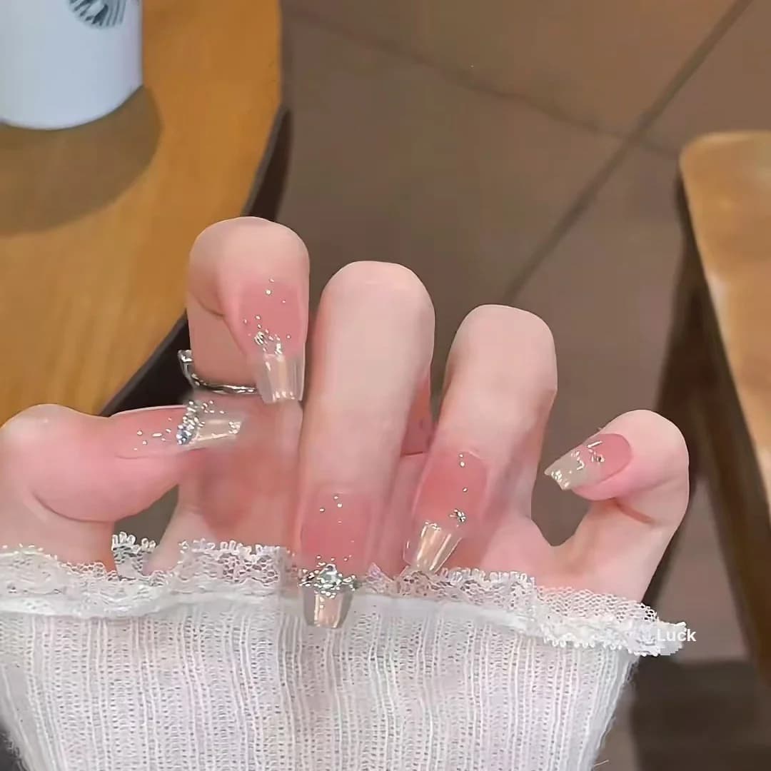 Faux Ongles French Manucure avec Strass 10 Pièces