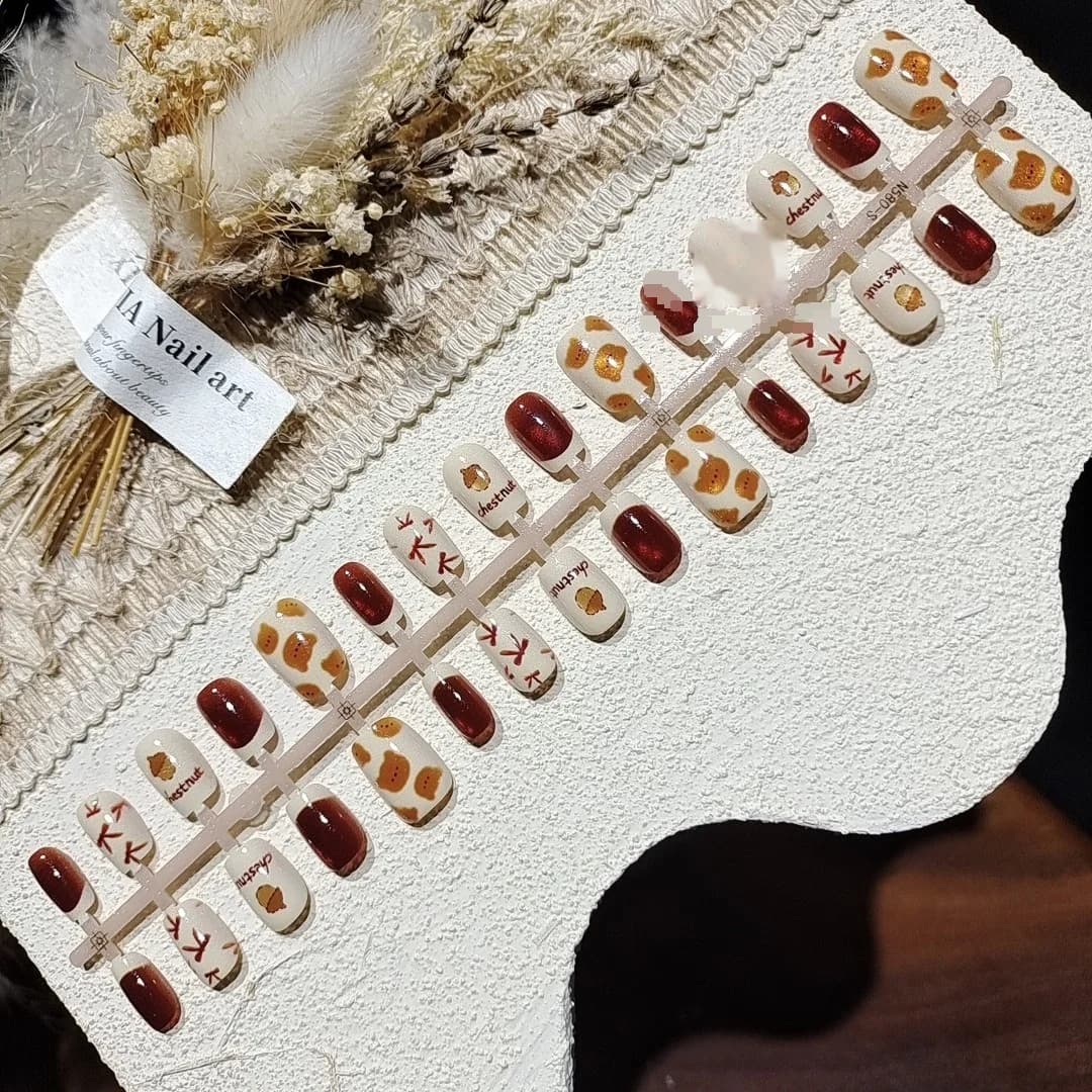 Faux ongles œil de chat ours châtaigne forme ballerine courte paillettes