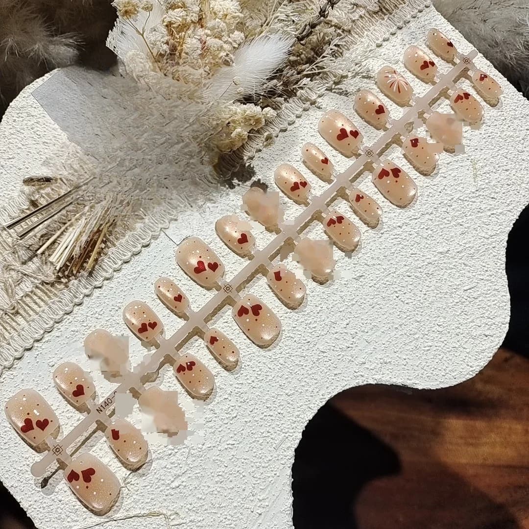 Faux Ongles à Presser Œil de Chat avec Motifs Cœur et Feu d'Artifice, Longueur Courte