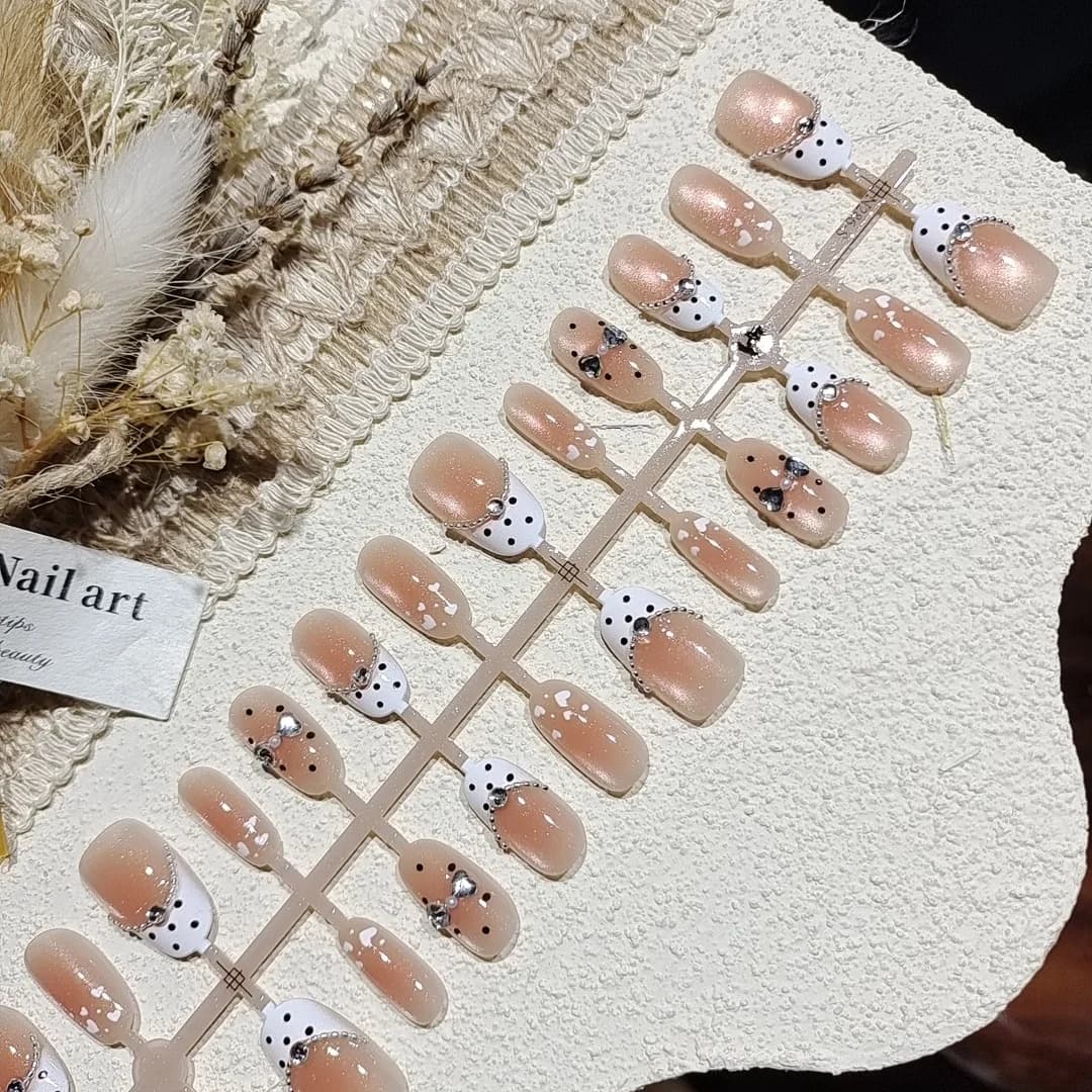 Faux Ongles Courts Ovale Paillettes Œil de Chat, Motif Pois et Perles